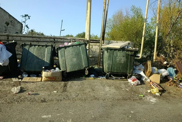 Sabunçuda antisanitar vəziyyətlə bağlı sakinlərin NARAZILIQ etdiyi ərazidə son vəziyyət - FOTO