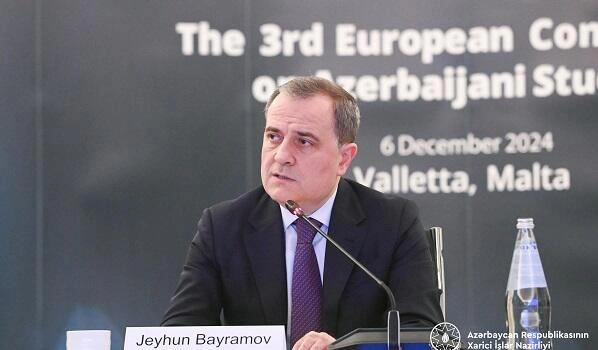 Bayramovla ATƏT sədri arasında təkbətək görüş başladı