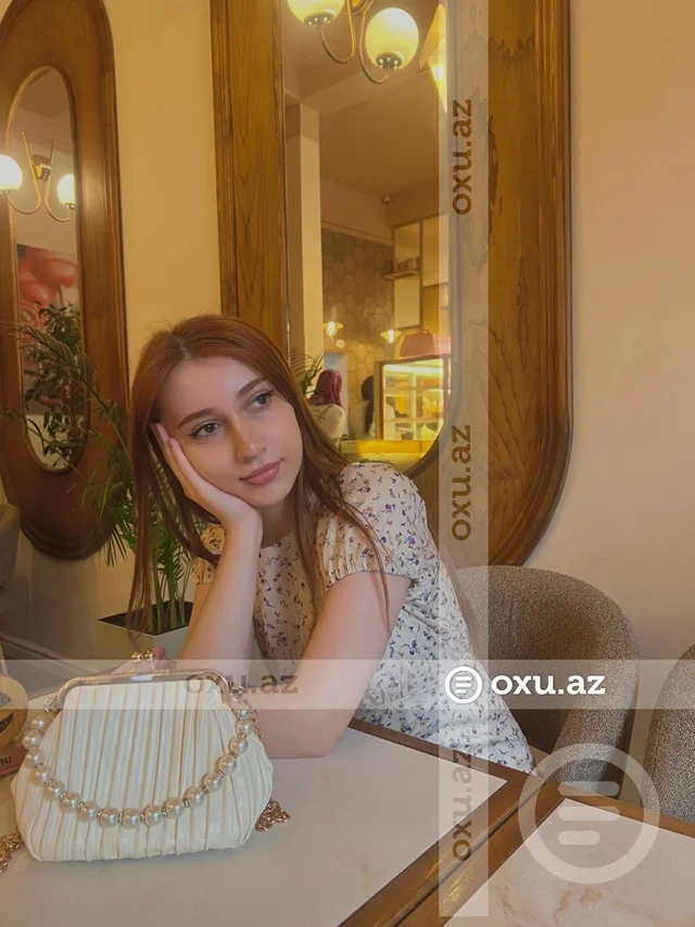 Azərbaycan mahnıları Londonda səslənir: Musiqiləri viral olan tələbə danışdı - FOTO - VİDEO