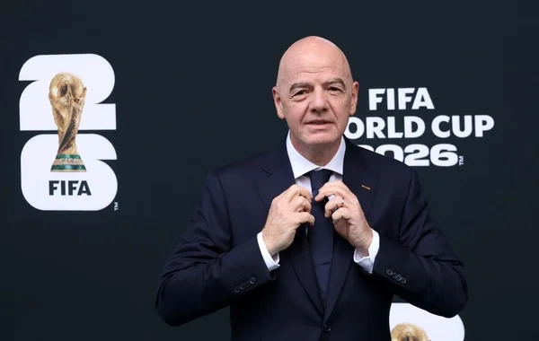 FIFA-da pərdəarxası razılaşma: Meksika Şimali Amerikadan Cənubi Amerikaya keçir