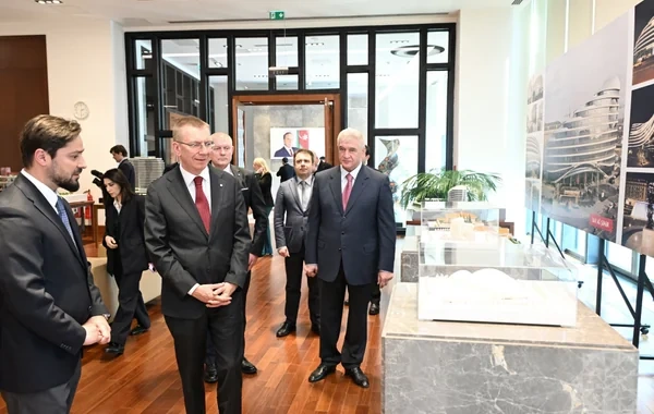 Latviya Prezidenti Edqars Rinkeviçs "Bakı Ağ Şəhər"də olub - FOTO