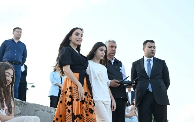 Leyla və Arzu Əliyevalar Dənizkənarı Milli Parkda açılış və təqdimat mərasimlərində iştirak ediblər - FOTO