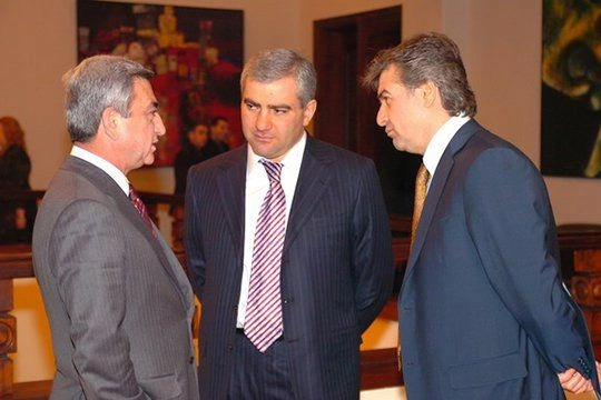 “Gürcü ssenarisi”: Ruben Bakıdadır, Karapetyan seçkiyə girir