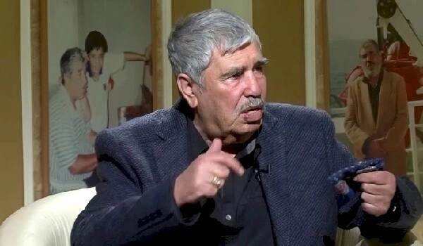 Məşhur şairin xəstəxanaya borcu ödənildi
