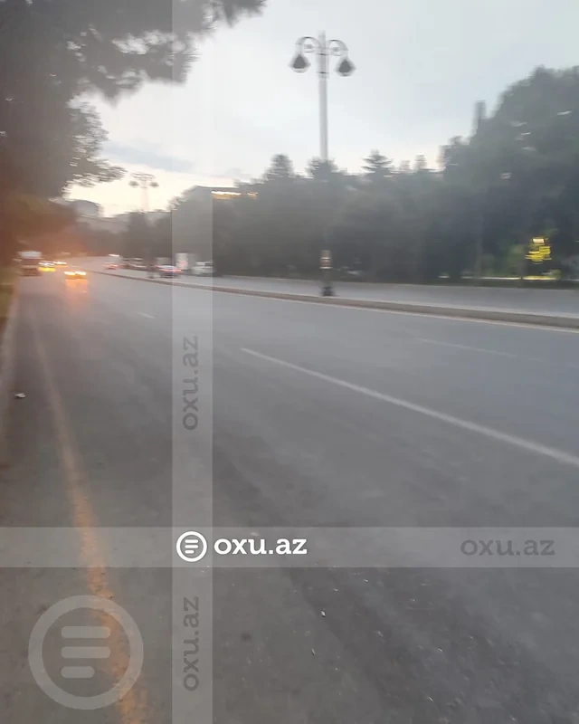 Bakıda 3 aydır həll olunmayan PİYADA KEÇİDİ PROBLEMİ - Minlərlə insanın həyatı niyə riskə atılır? - FOTOFAKT