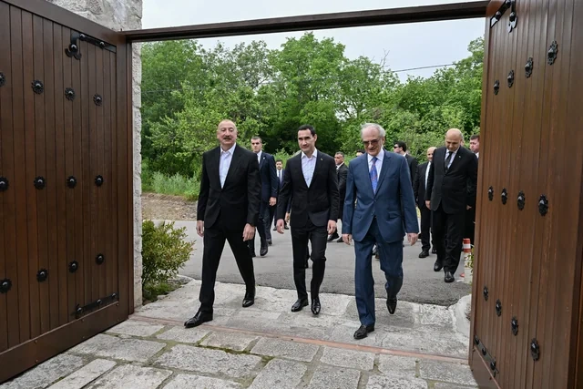 İlham Əliyev və Sərdar Berdiməhəmmədov Şuşada Bülbülün ev-muzeyində olublar - FOTO