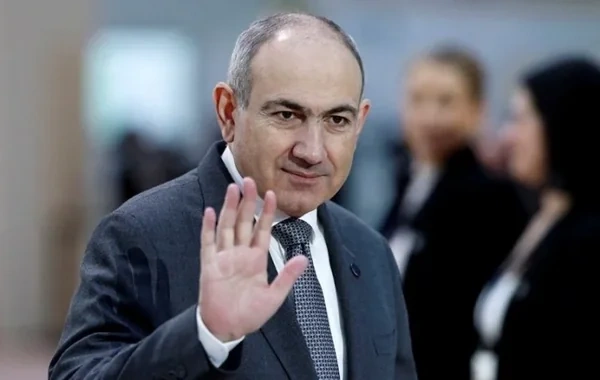 Paşinyan: "Diqqət sülh sazişinin imzalanması və ratifikasiyasına yönəldilməlidir"