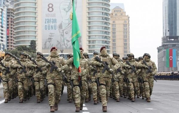 Hərbi və xüsusi rütbəli şəxslərin pensiya təyinatı dəyişdi