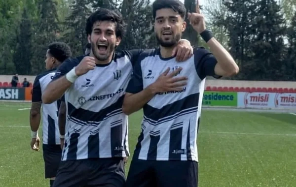 Rauf Rüstəmlidən tarixi het-trik: 16 illik həsrətə son qoyuldu