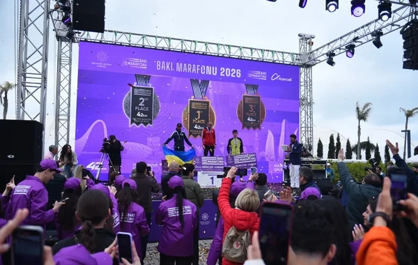 "Bakı Marafonu 2026"nın mükafatlandırma mərasimi olub, qaliblərə medalları Leyla Əliyeva təqdim edib