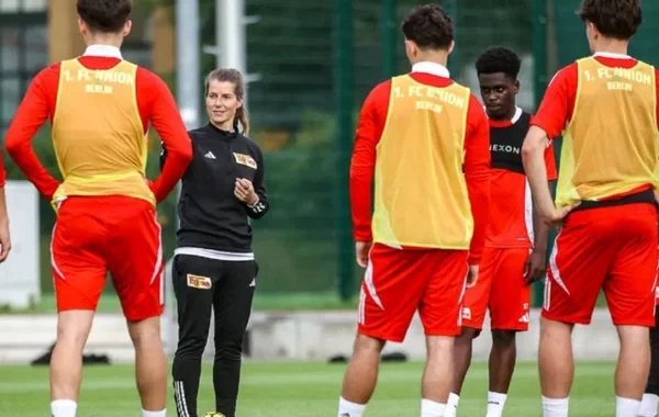 Mari-Luize Eta Almaniya Bundesliqası tarixində ilk qadın baş məşqçi oldu