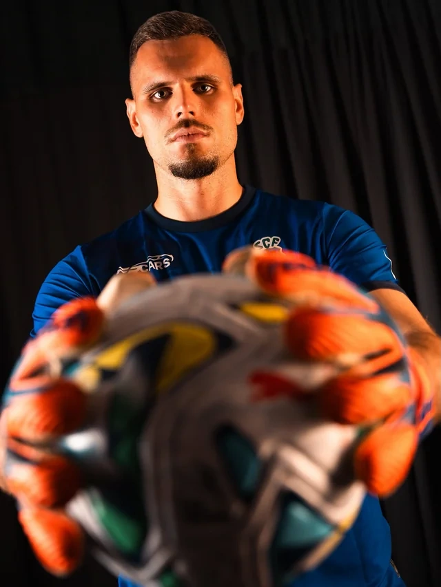 "Qarabağ"dan ayrılan qapıçı Portuqaliya klubuna transfer oldu - FOTO