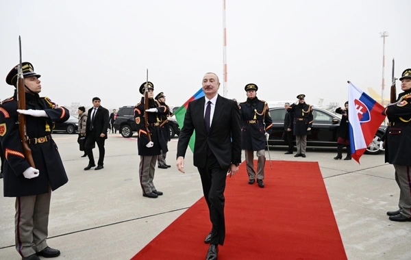 Prezident İlham Əliyevin Slovakiyaya rəsmi səfəri başa çatıb