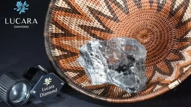 Botsvanada çəkisi 1300 karatdan çox olan almaz tapılıb