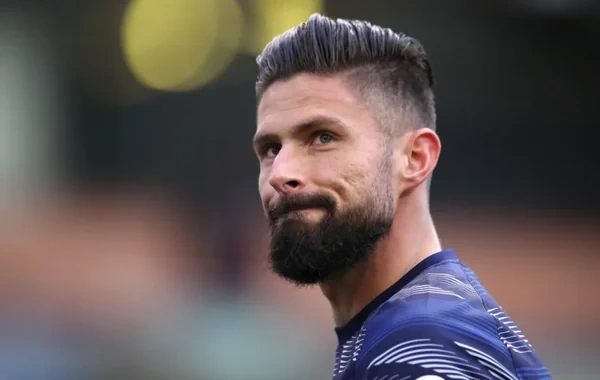Dünya ulduzu "Neftçi"nin futbolçusu ilə komanda yoldaşı olacaq?