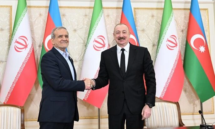 İlham Əliyev Məsud Pezeşkianı təbrik etdi