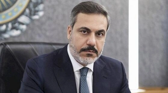 Fidan pakistanlı həmkarı ilə atəşkəsi müzakirə etdi