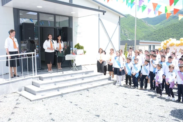 Kəlbəcərdə tək məzun üçün "Son zəng" keçirildi - FOTO
