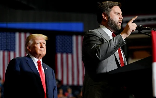 Donald Trampla Cey Di Vens arasında İran məsələsində fikir ayrılığı var?