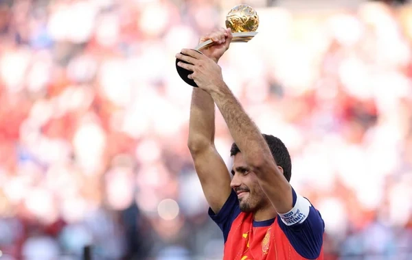 Dünya çempionatının ən yaxşı futbolçusu əməliyyat olunacaq