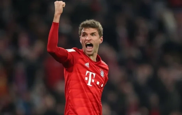 Tomas Müller 17 illik evlilikdən sonra həyat yoldaşından ayrıldı