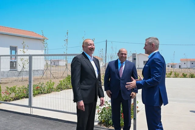 Azərbaycan və Slovakiya prezidentləri Ağdamın Baş Qərvənd kəndində görülən işlərlə tanış olublar - FOTO - VİDEO