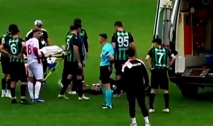 Türkiyədə 35 yaşlı futbolçu oyun zamanı infarkt keçirdi