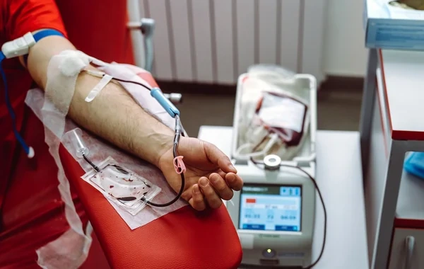 Sosial şəbəkədə QAN AXTARIŞI: Vətəndaşlar niyə donor tapmaqda çətinlik çəkirlər? - VİDEO