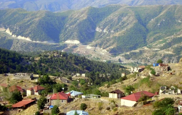 Güləbird kəndində genişmiqyaslı tikinti: Yeni evlər və yollar salınacaq