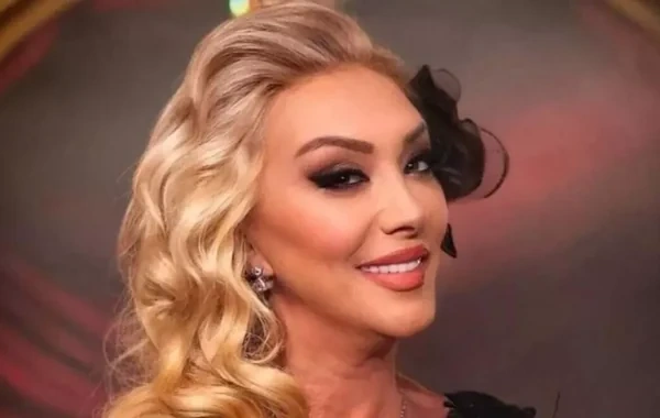 Türkiyədə müğənni Güllünün ölümü ilə bağlı şok detal: Qızı anasını pəncərədən itələyibmiş - Foto