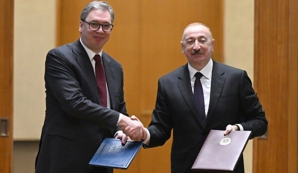 İlham Əliyev Vuçiçlə danışdı