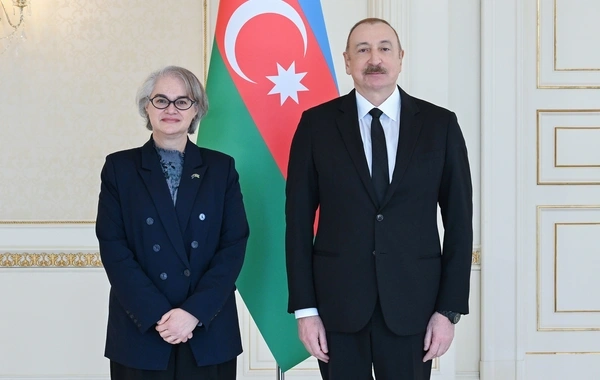 İlham Əliyev Avstraliyanın Azərbaycana yeni təyin olunmuş səfirinin etimadnaməsini qəbul edib