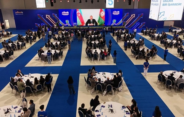 Müsabiqədən kadr hərəkatına: "Yüksəliş" Azərbaycanda yeni nəsil idarəçiləri necə formalaşdırır?