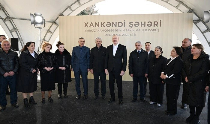 Prezident Kərkicahana köçən sakinlərlə görüşdü