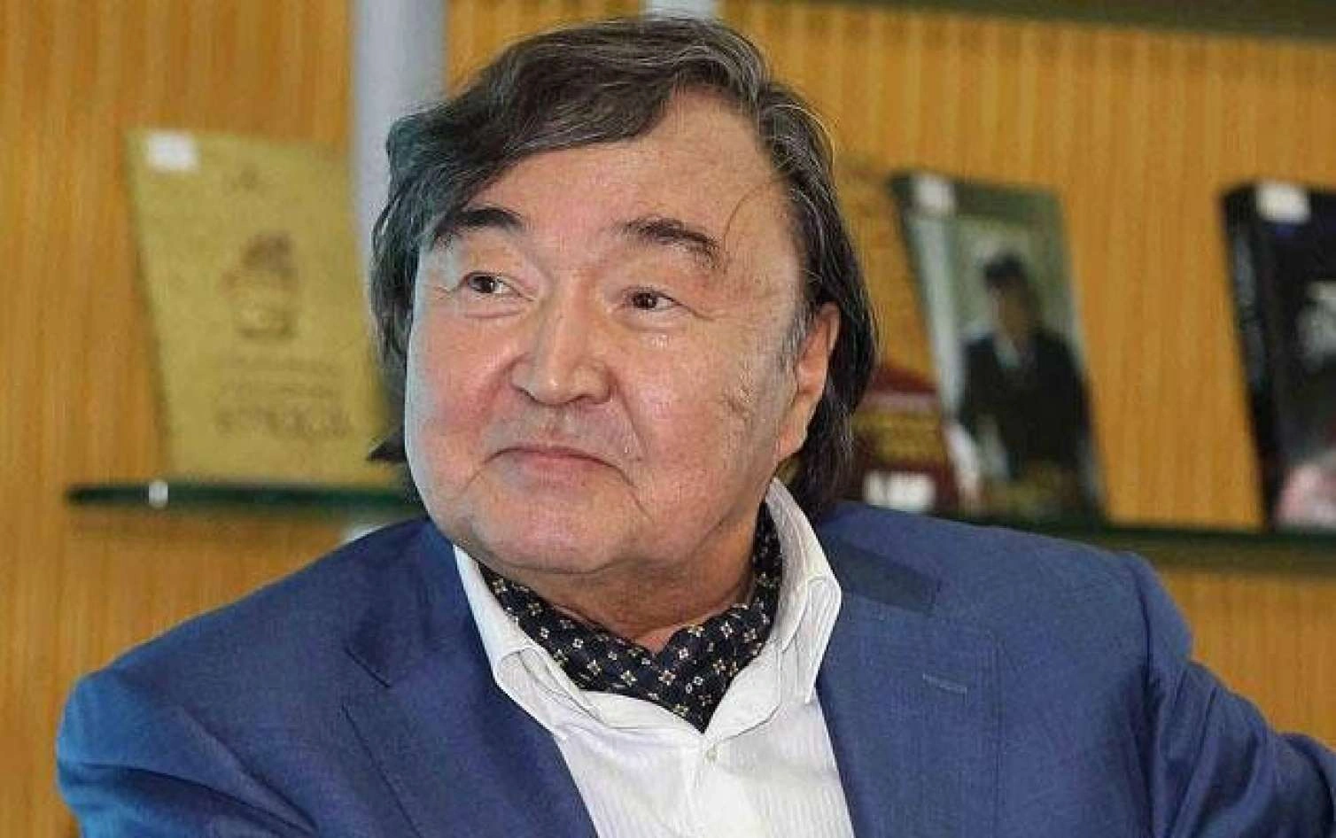 Oljas Süleymenov Nobelə namizəd göstərildi