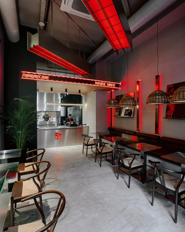 "the Burger" Bakıda fəaliyyətinin ilk ayını qeyd edir - Foto/Video