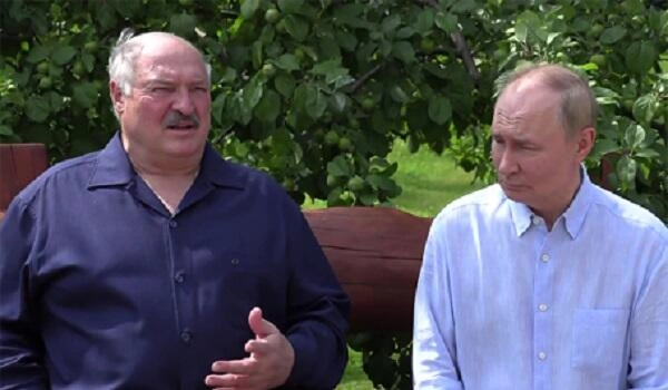 Putin Lukaşenko ilə Ermənistanı müzakirə etdi