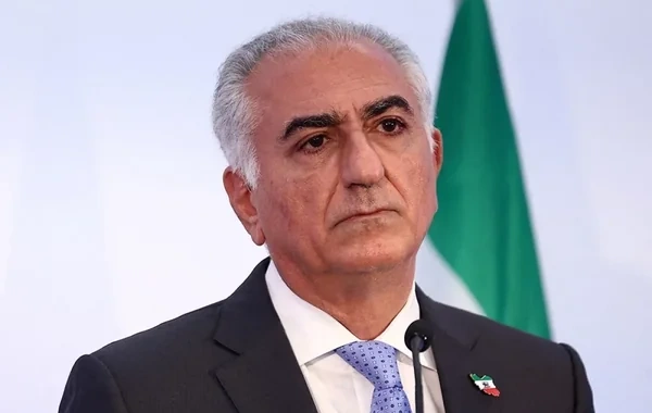 Rza Pəhləvi "Instagram"da Tramp və Netanyahunu izləmədən çıxarıb