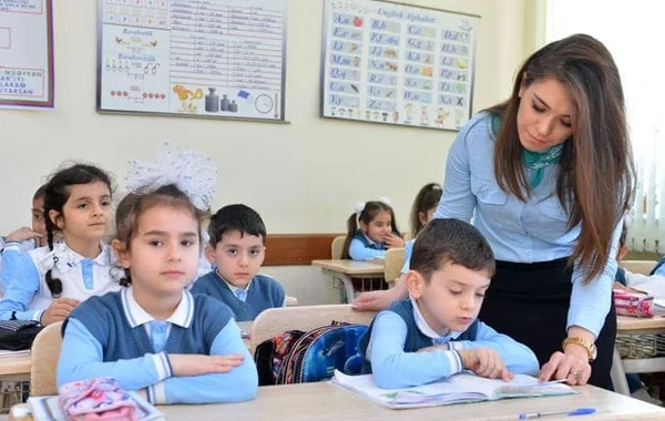 Müəllimlərin NƏZƏRİNƏ: Növbəti vakansiya seçimi mərhələsinə başlanılır