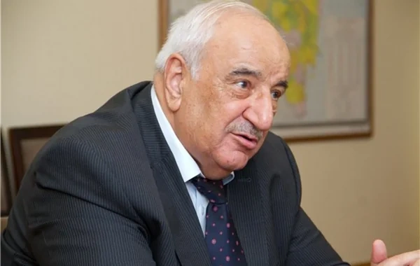 Abid Şərifovun SON DURUMU: "Gəzə bilmirəm..."