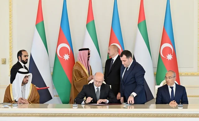 İlham Əliyev Birləşmiş Ərəb Əmirliklərinin milli təhlükəsizlik müşavirini qəbul edib - FOTO