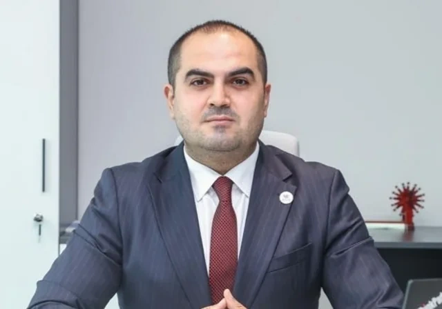 Azərbaycanlıların yeni bahalı dəbi: Bir meyvənin qiyməti 43 manat - FOTO