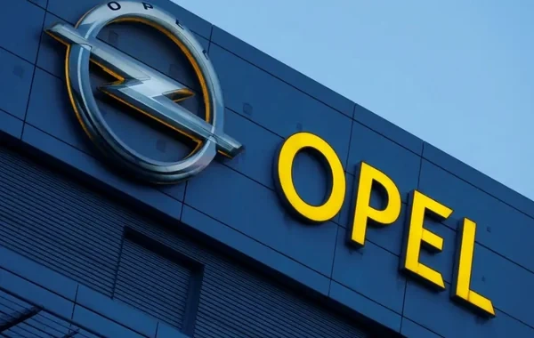 "Opel" minlərlə avtomobilini geri çağırır
