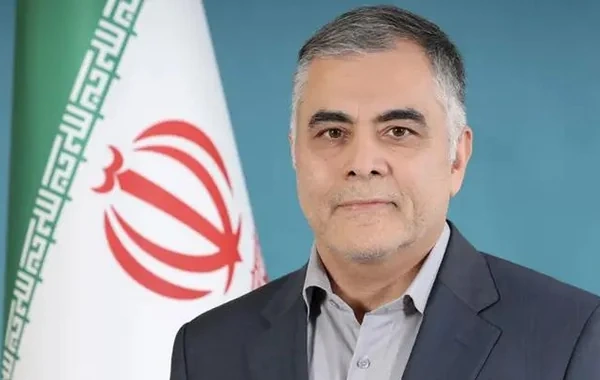 İranda nazir istefa verdi