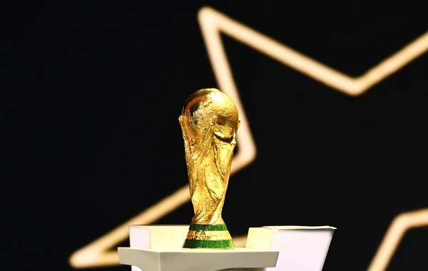 Azarkeşlər FIFA-ya qarşı: "Biletlər bilərəkdən bahalaşdırılır"