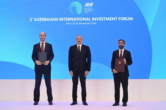 İkinci Azərbaycan Beynəlxalq İnvestisiya Forumu çərçivəsində imzalanmış sənədlər mübadilə edilib - FOTO