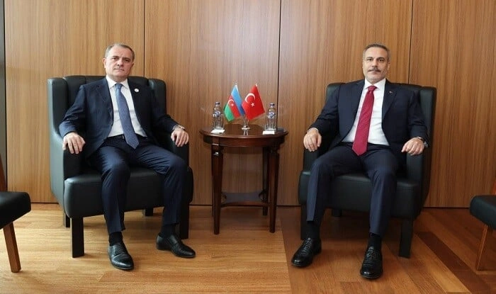 Hakan Fidan Ceyhun Bayramovla görüşdü