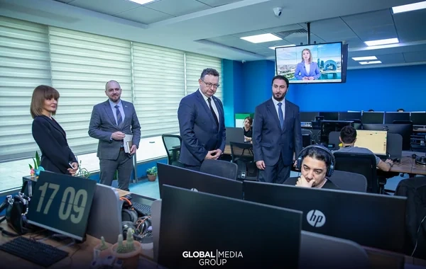 Belarusun Azərbaycandakı səfiri Baku TV-nin qonağı olub