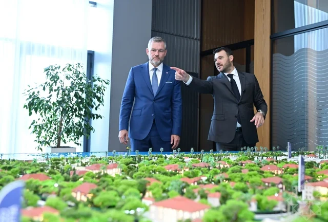 Slovakiya prezidenti "Sea Breeze"lə tanış olub - FOTO