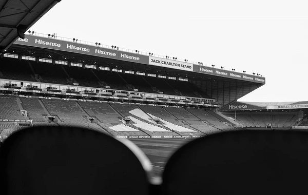 İngiltərə Premyer Liqasında oyun zamanı azarkeş stadionda vəfat edib